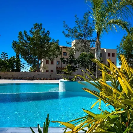 Stunning, Modern Mc11 - Ampelia, Dionysus Greens, Aphrodite Hills Sakarya