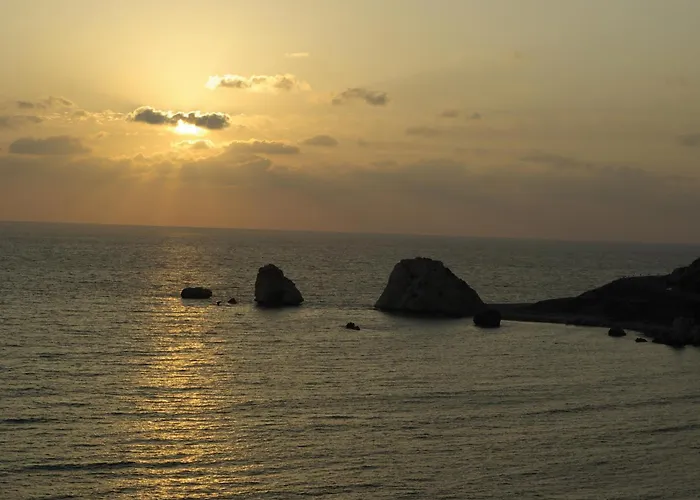 Stunning, Modern Mc11 - Ampelia, Dionysus Greens, Aphrodite Hills