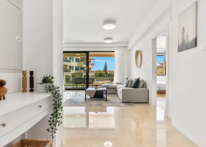 Stunning, Modern Mc11 - Ampelia, Dionysus Greens, Aphrodite Hills *