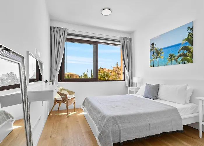 Stunning, Modern Mc11 - Ampelia, Dionysus Greens, Aphrodite Hills