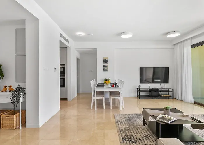 Stunning, Modern Mc11 - Ampelia, Dionysus Greens, Aphrodite Hills * Kouklia